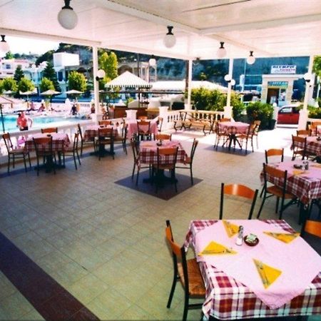 Golden Days Hotel Afantou Exterior photo